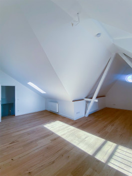 Studio-von-dieken-interiordesign-innenarchitektur-raumgestaltung-hassanierrung-parkettboden-landhausstil-kasettentür-EG-Elternschlafzimmer