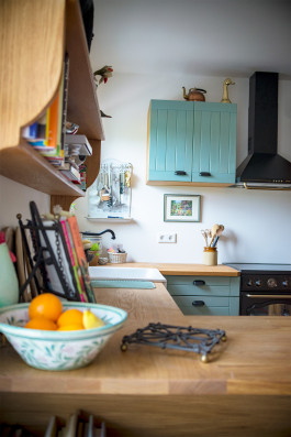 studiovondieken-kueche-projekt-design-duesseldorf-interiordesign-interior-arbeitsplatte-haengeschrank