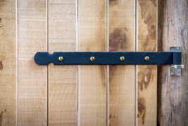 studiovondieken-tuer-fachwerkhaus-fachwerk-haus-interior-interiordesign-design-duesseldorf-eiche-wood-wooddesign-beschlag