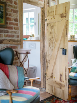 studiovondieken-tuer-fachwerkhaus-fachwerk-haus-interior-interiordesign-design-duesseldorf-eiche-wood-wooddesign-offen